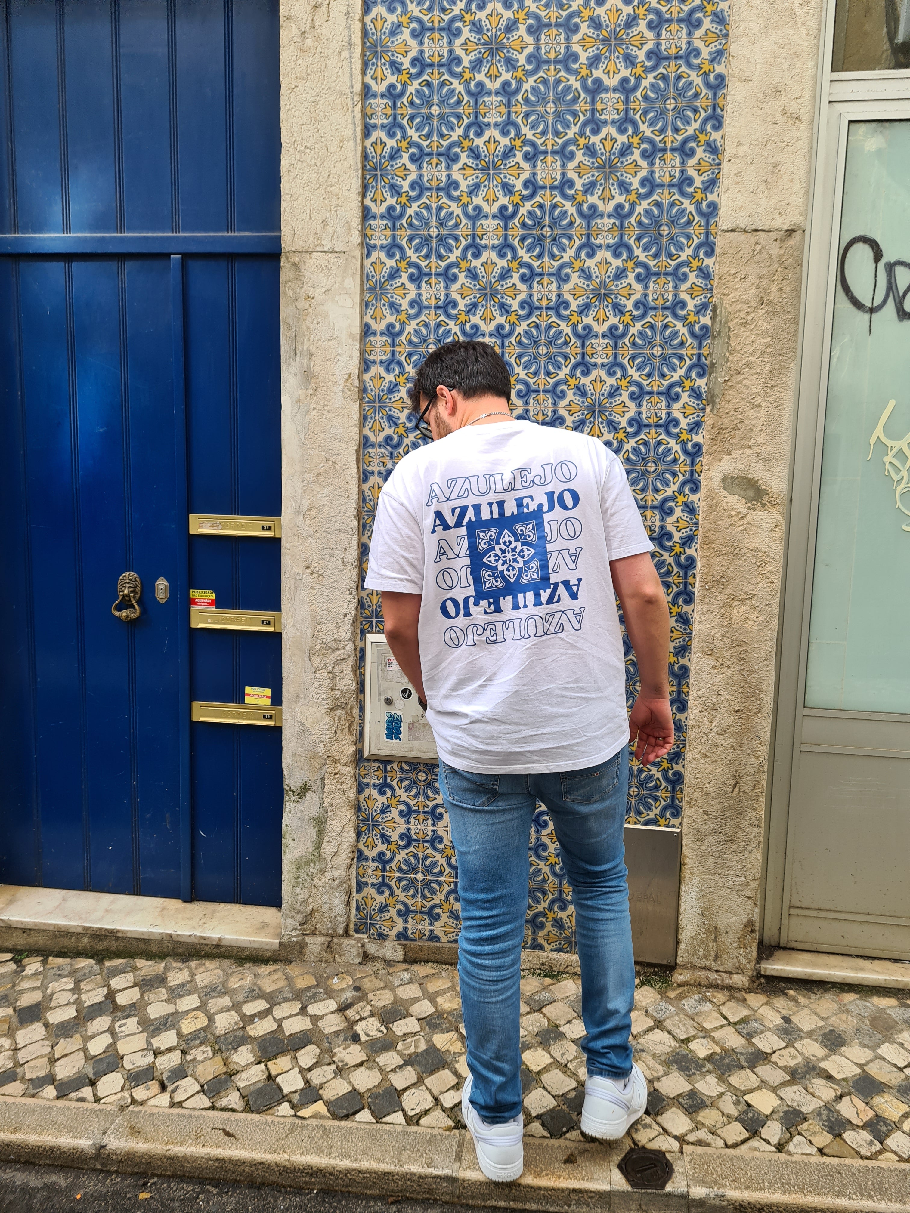 Azulejo Heavy Oversized White T-Shirt