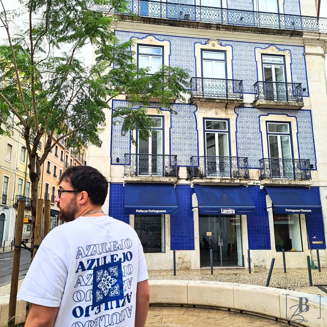 Azulejo Heavy Oversized White T-Shirt